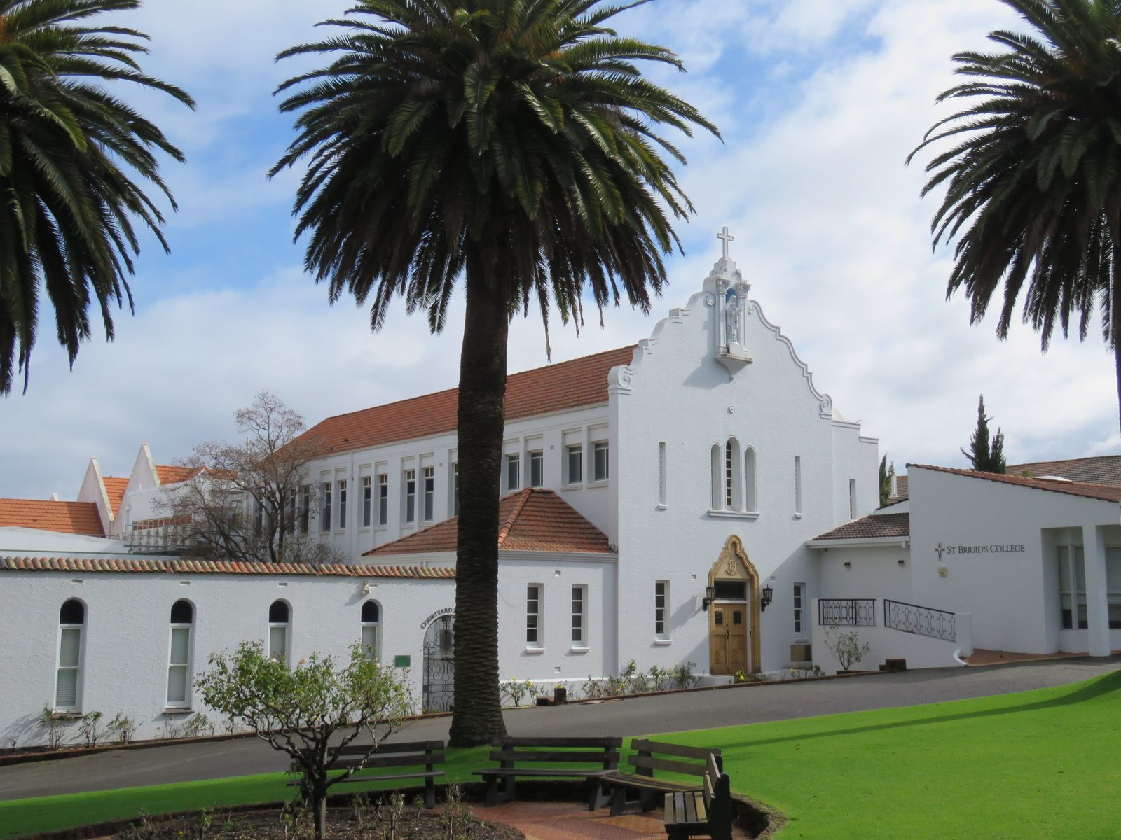 聖布里奇學院 St Brigid's College