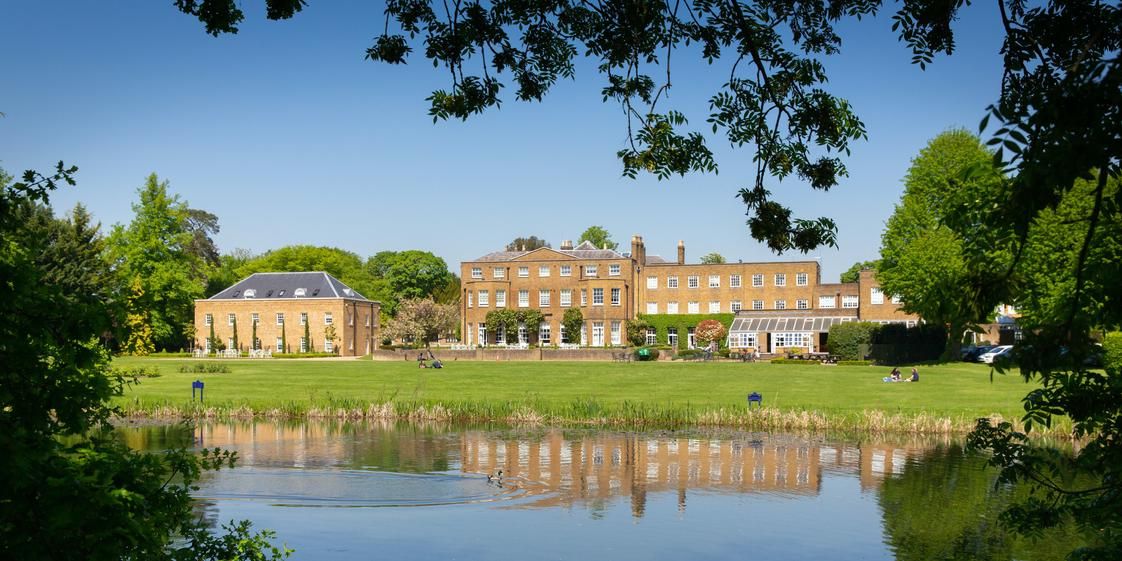 英國美式中學 TASIS The American School in England