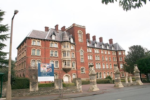 馬爾文聖詹姆斯學校 Malvern St James