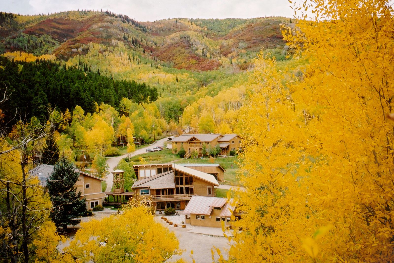 蒸汽船山學校 Steamboat Mountain School